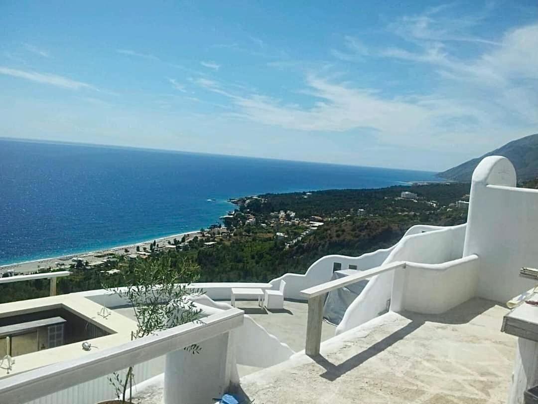 Casablanca Rooms Dhërmi Εξωτερικό φωτογραφία