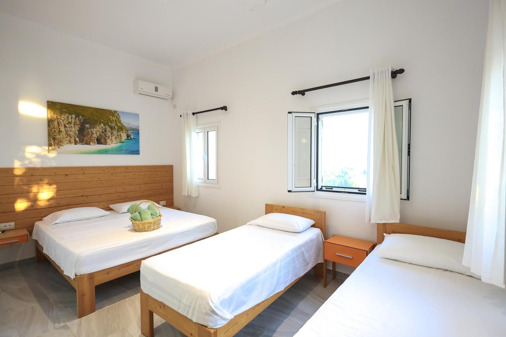 Casablanca Rooms Dhërmi Εξωτερικό φωτογραφία